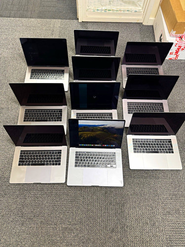 Job lot macbook pro i7 - macbook, 15”